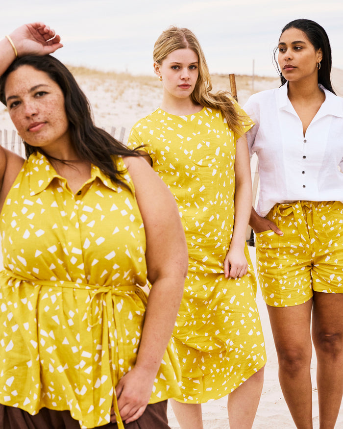 Adelaide Sleeveless Linen Blend Shirt - Yellow Confetti Print | Plus Size & Straight Size Women's Fashion | Universal Standard