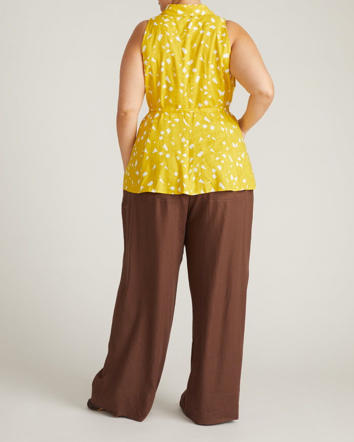 Adelaide Sleeveless Linen Blend Shirt - Yellow Confetti Print | Plus Size & Straight Size Women's Fashion | Universal Standard