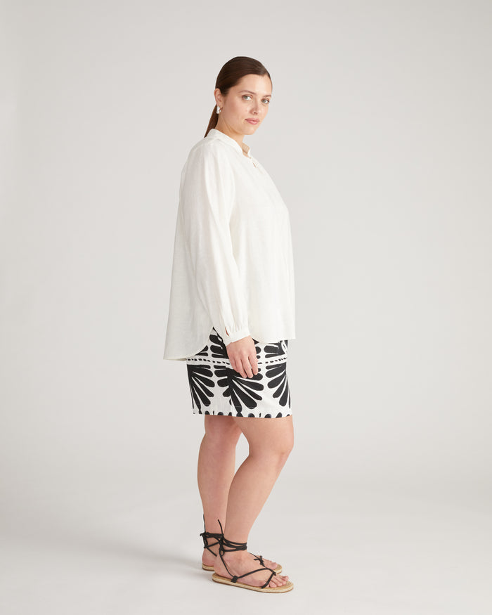 Avalon Linen Blend Blouse - Natural White | Plus Size & Straight Size Women's Fashion | Universal Standard