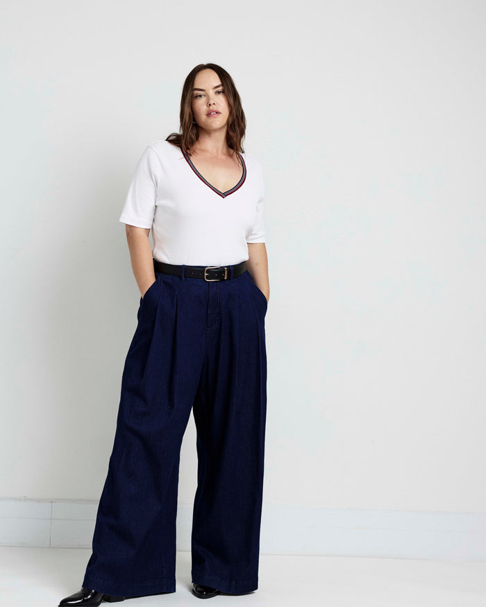 Classic V-Neck Ribbed Tee - White/Striped Trim | Plus Size & Straight Size Women's Fashion | Universal Standard