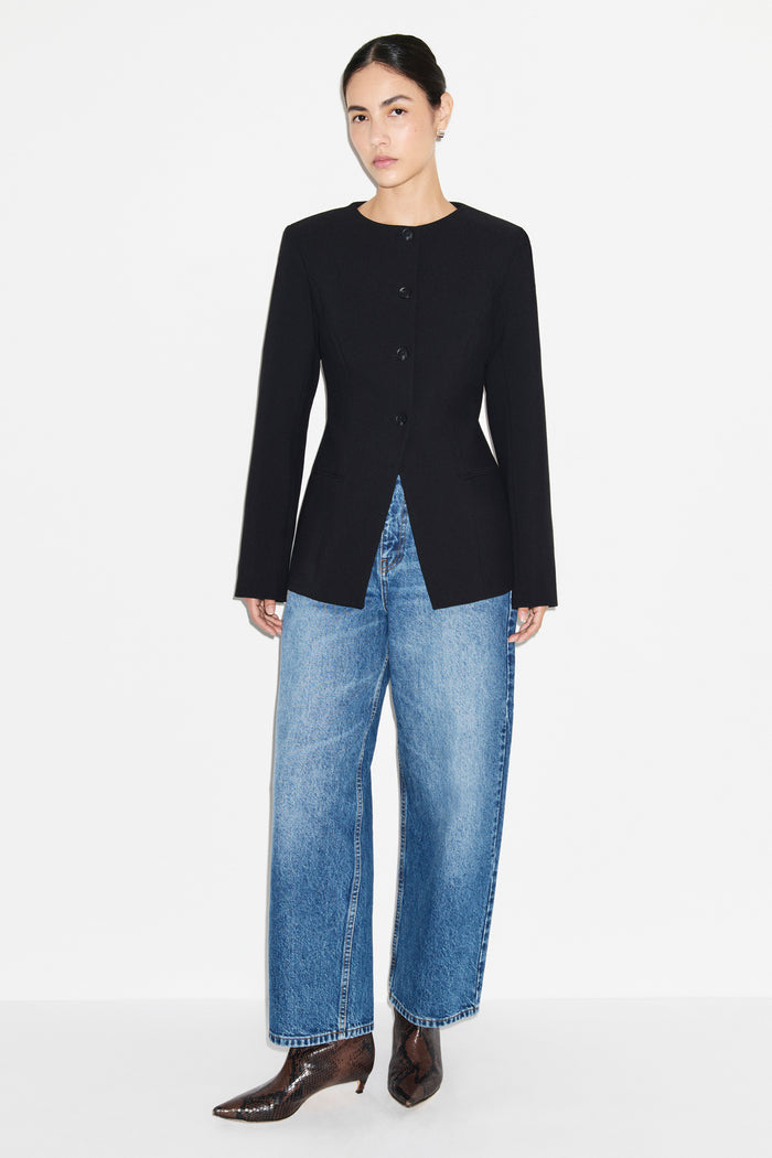 Daphne Waisted Blazer