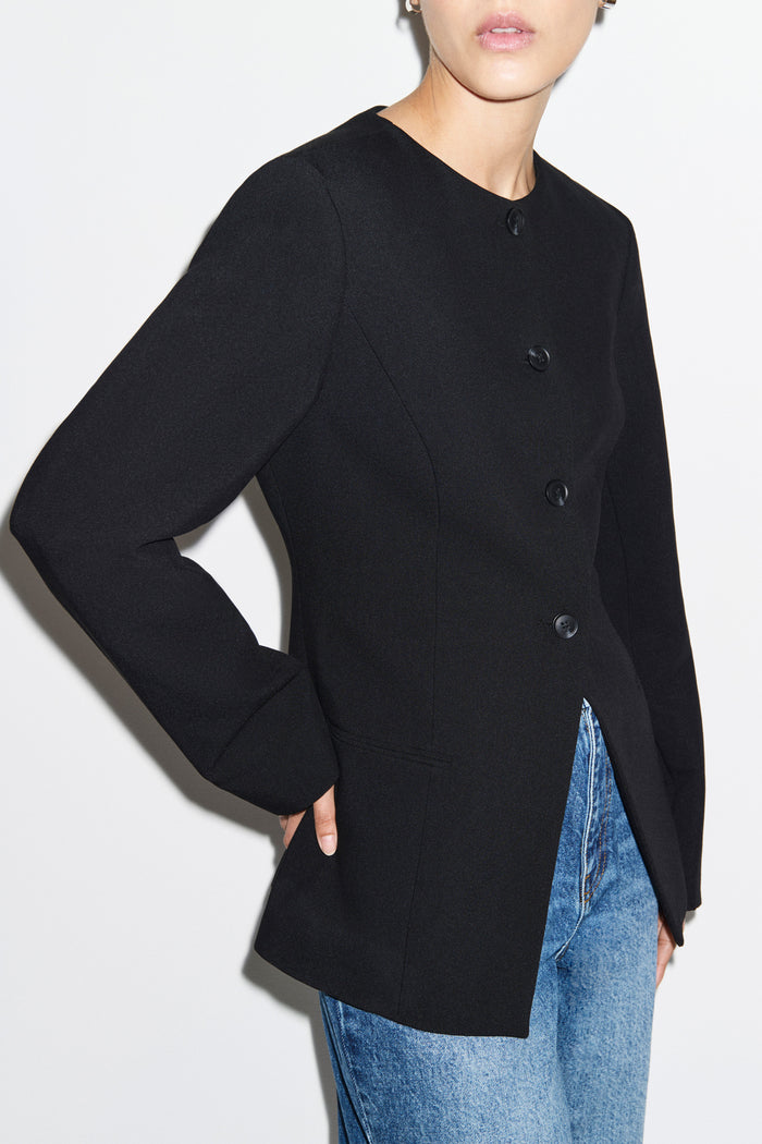 Daphne Waisted Blazer