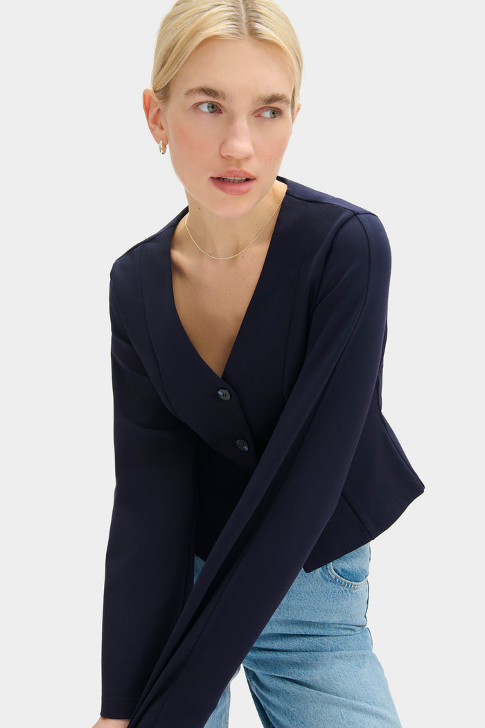 Doyer V Neck Ponte Top