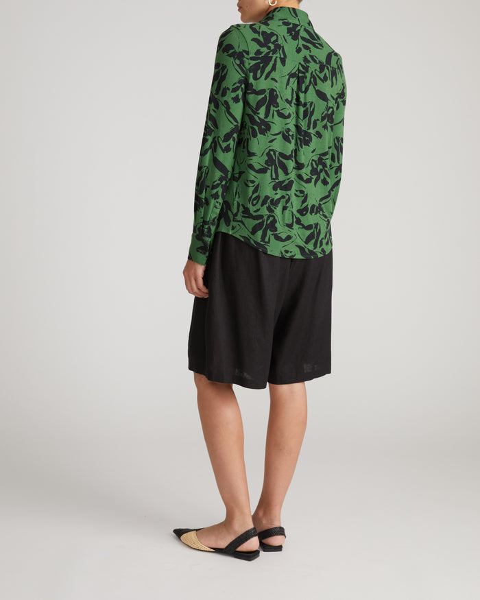 Elbe Liquid Jersey Shirt Classic Fit - Green Sgraffito Print | Plus Size & Straight Size Women's Fashion | Universal Standard