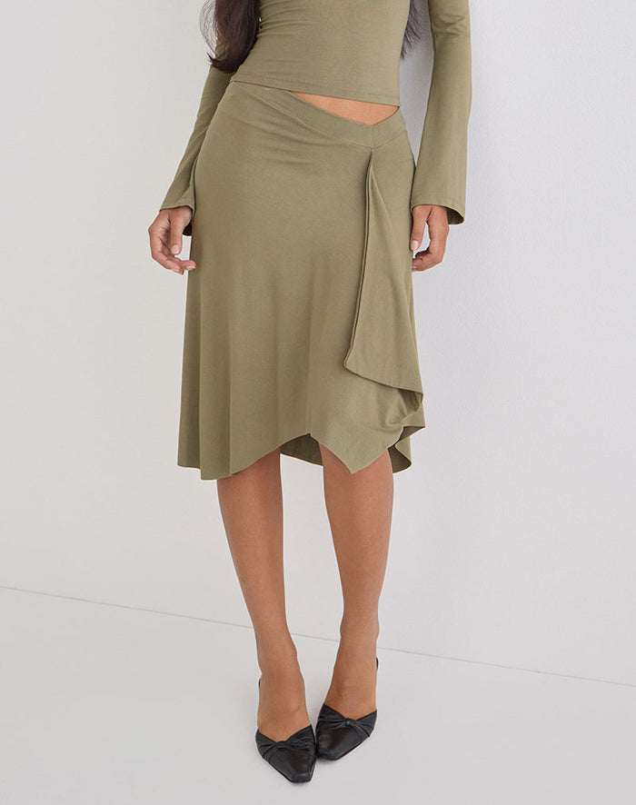 Image of Esmeray Midi Skirt in Khaki