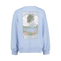 The Girls’ Ocean Explorer Crew by Roxy is a light blue oversized fleece sweatshirt featuring a back graphic of palm trees, sun, waves, and flowers. With the cheerful text “BRING ON THE SUNSHINE,” this girls’ crew neck pullover is perfect for laid-back days and capturing seaside vibes.