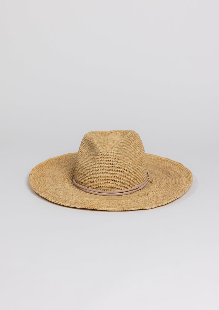 Hat Attack Raffia Crochet Continental | Plus Size & Straight Size Women's Fashion | Universal Standard