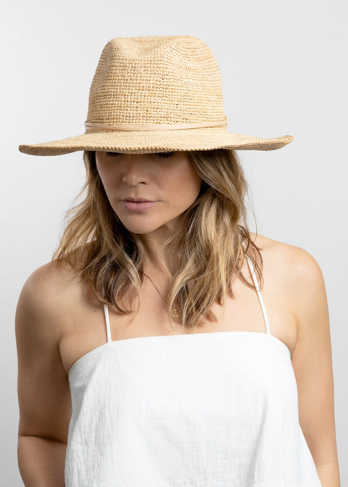 Hat Attack Raffia Crochet Continental | Plus Size & Straight Size Women's Fashion | Universal Standard