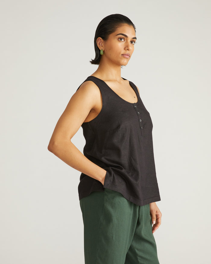 Henley Linen Blend Tank - Black | Plus Size & Straight Size Women's Fashion | Universal Standard