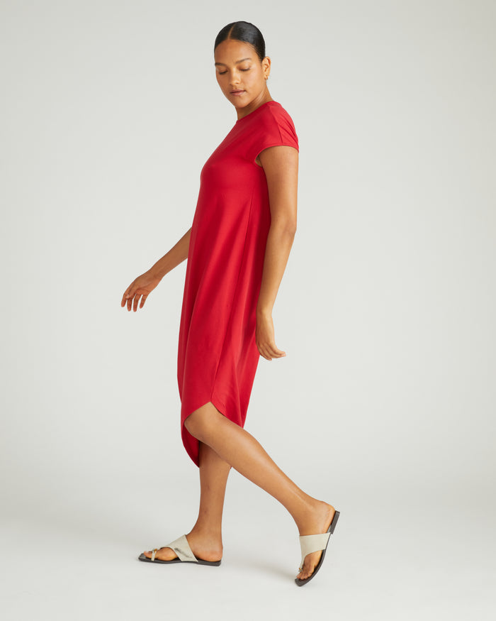 Iconic Geneva Dress - Ruby Red | Plus Size & Straight Size Women's Fashion | Universal Standard