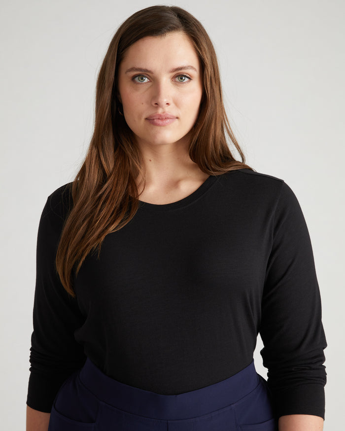 Light-As-Air Long Sleeve Crew Neck Tee - Black | Plus Size & Straight Size Women's Fashion | Universal Standard