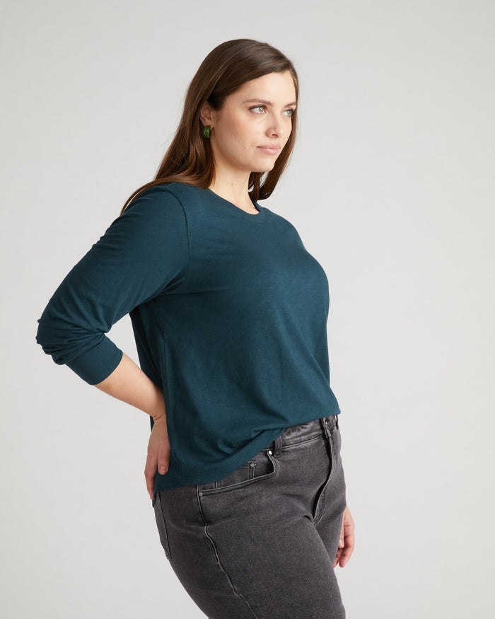 Light-As-Air Long Sleeve Crew Neck Tee - Deep Sea | Plus Size & Straight Size Women's Fashion | Universal Standard