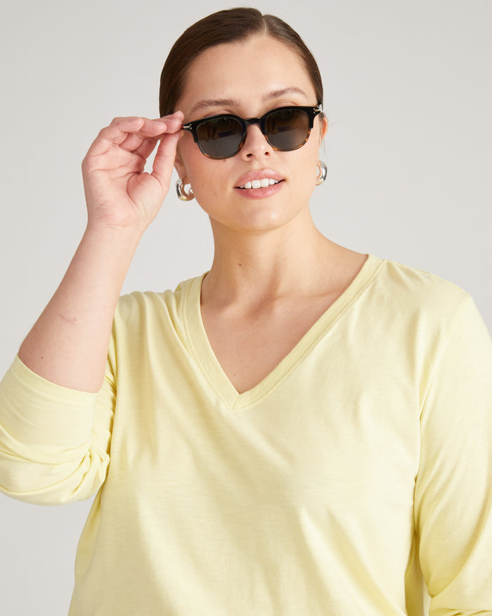 Light-As-Air Long Sleeve V Neck Tee - Twinkle | Plus Size & Straight Size Women's Fashion | Universal Standard