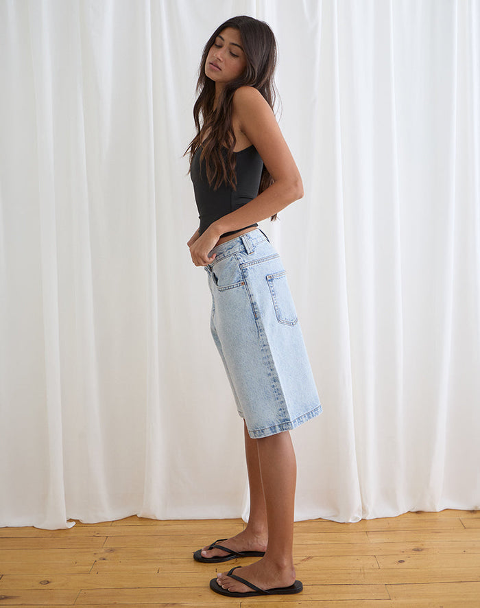 Image of Low Rise Denim Skater Short in 80's Light Wash Blue