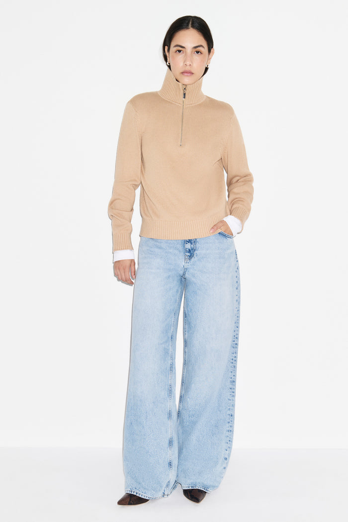 Low Rise Loose Wide-Leg Jeans