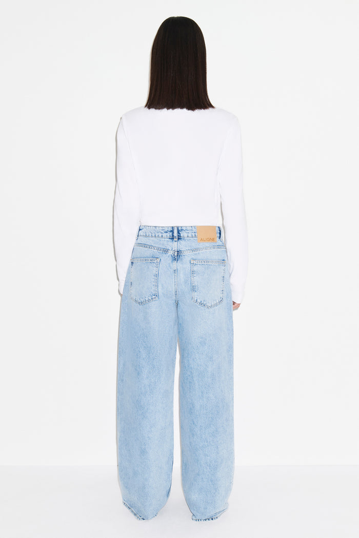 Low Rise Loose Wide-Leg Jeans