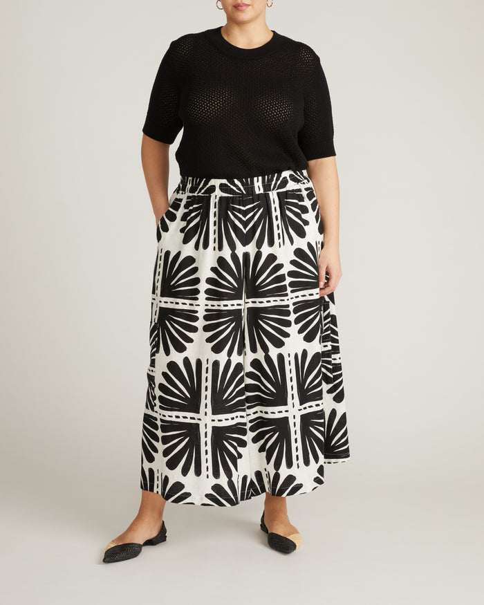 Rosie Pointelle Sweater Top - Black | Plus Size & Straight Size Women's Fashion | Universal Standard