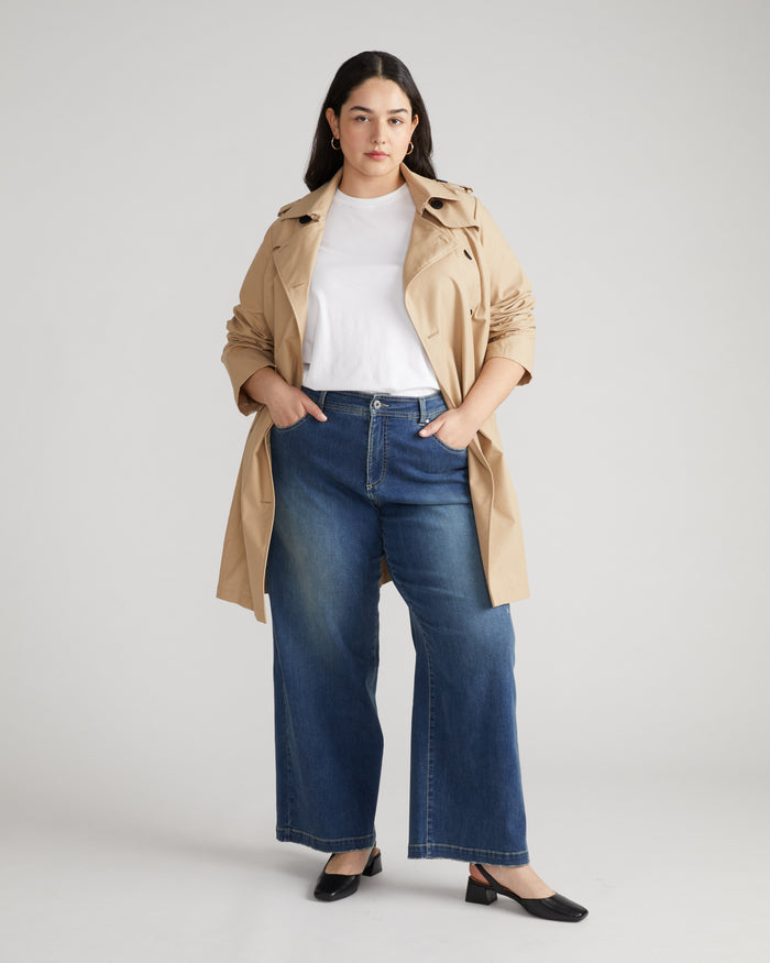 Taylor ComfortDenim Trouser Jeans - Seychelles Blue | Plus Size & Straight Size Women's Fashion | Universal Standard