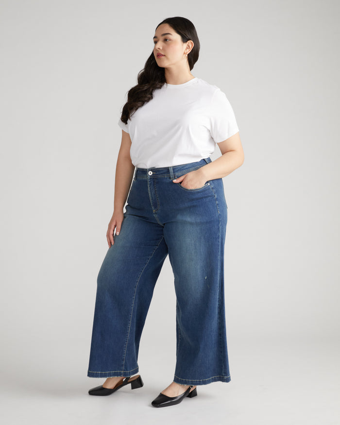 Taylor ComfortDenim Trouser Jeans - Seychelles Blue | Plus Size & Straight Size Women's Fashion | Universal Standard