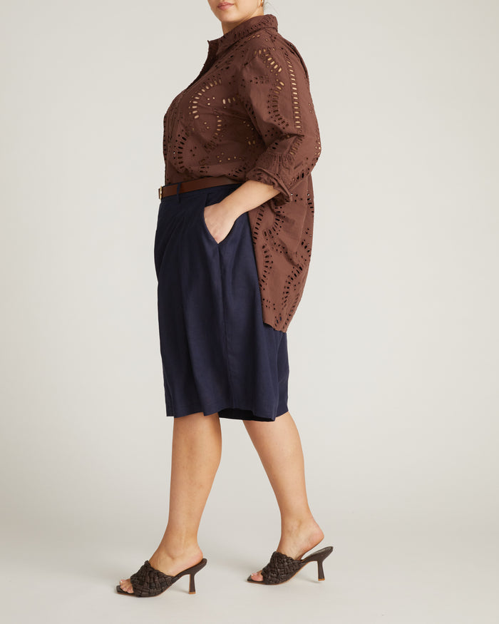 The Embroidered Artist Oversized Poplin Shirt - Peppercorn | Plus Size & Straight Size Women's Fashion | Universal Standard