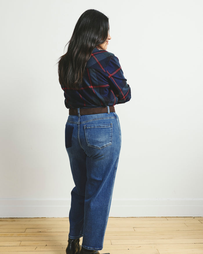 The Refined Dakota Twisted Leg Jeans - Woodstock Indigo | Plus Size & Straight Size Women's Fashion | Universal Standard