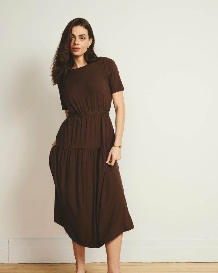 Thea Divine Jersey Midi Dress - Peppercorn | Plus Size & Straight Size Women's Fashion | Universal Standard