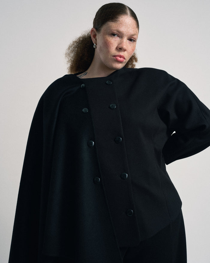 US x Abisola Wool Blend Cape - Black | Plus Size & Straight Size Women's Fashion | Universal Standard