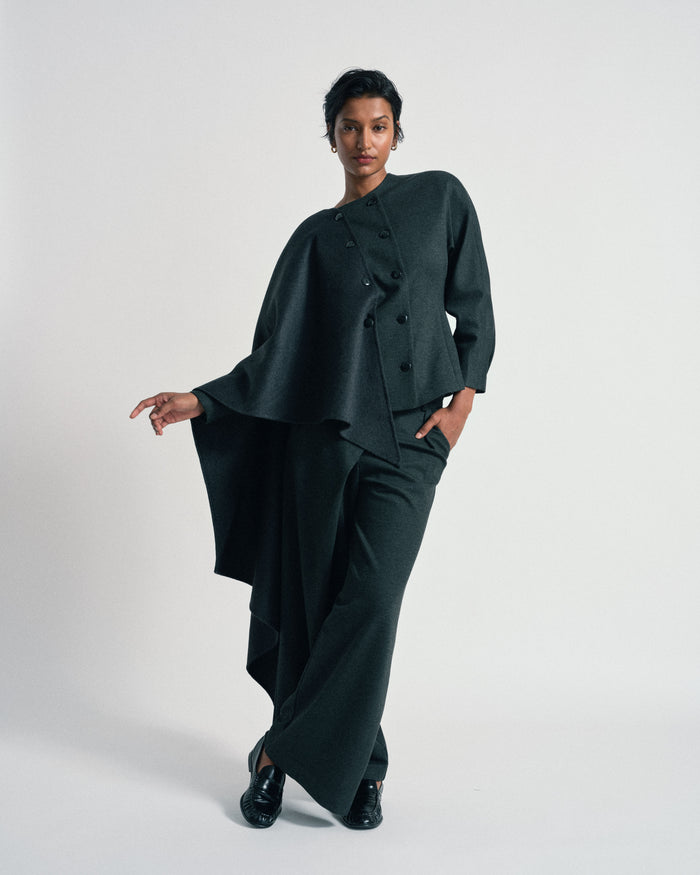 US x Abisola Wool Blend Cape - Obsidian Gray | Plus Size & Straight Size Women's Fashion | Universal Standard